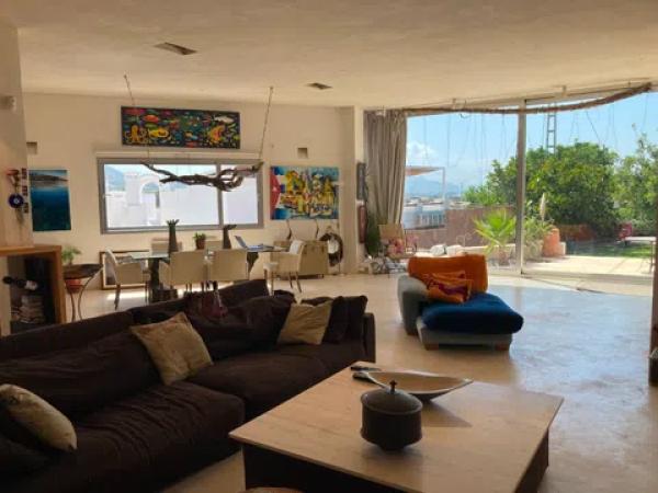 Chalet en Les Rotes/Las Rotas