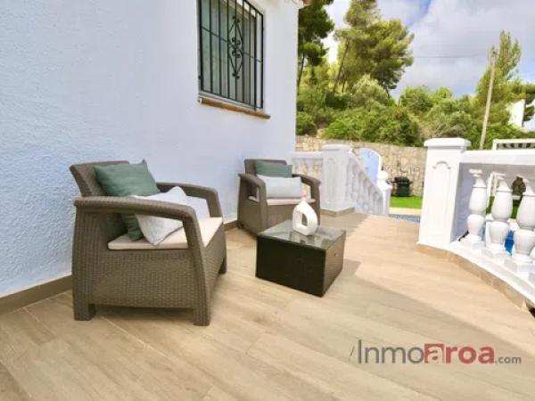 Casa independiente en calle de Learco