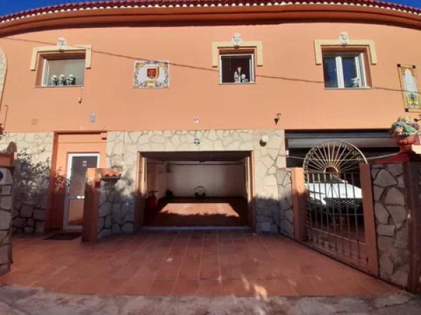 Casa independiente en camino de les Alquerias