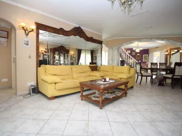 Casa independiente en calle Riu Ebron s/n