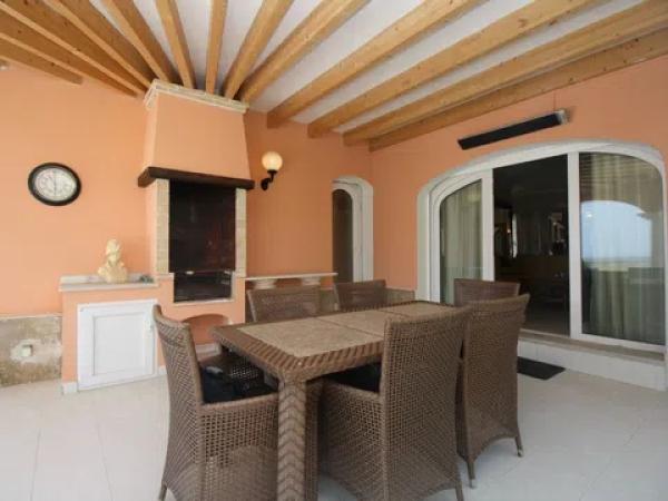 Casa independiente en calle Riu Ebron s/n