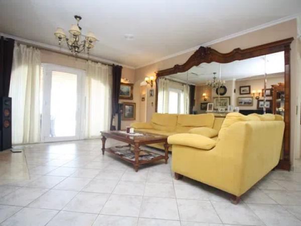 Casa independiente en calle Riu Ebron s/n