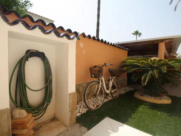 Casa independiente en calle Riu Ebron s/n