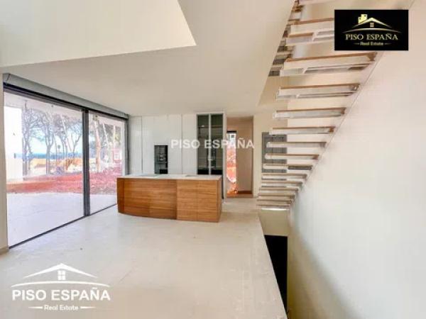 Casa independiente en carretera Provincial del Barranc del Monyo