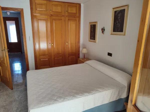 Casa de pueblo en calle la bretxa, 8