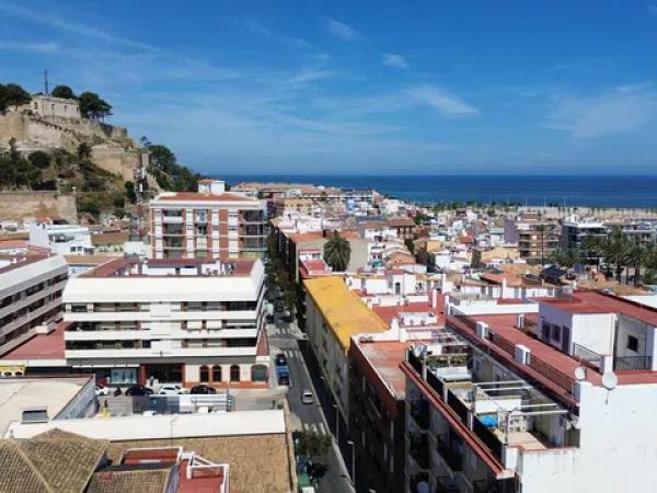 Casa independiente en calle del Temple de Sant Telm