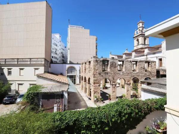 Casa independiente en calle del Temple de Sant Telm