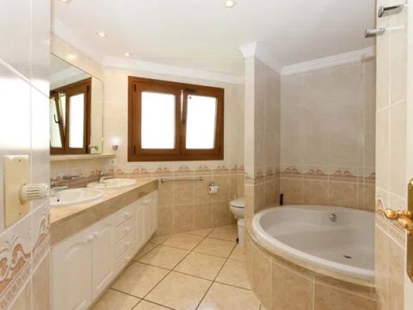 Casa independiente en calle Gafarro