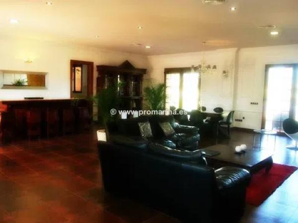 Casa independiente en carretera de les Marines a Dénia