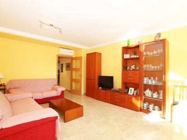 Piso en avenida de Joan Fuster