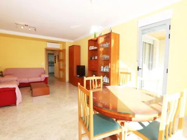 Piso en avenida de Joan Fuster