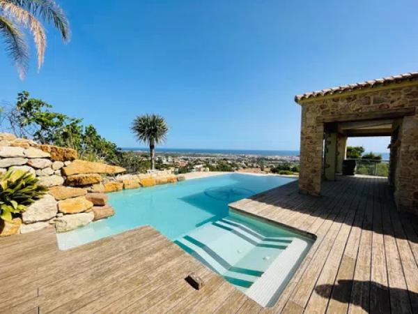 Chalet en La Pedrera-Vessanes