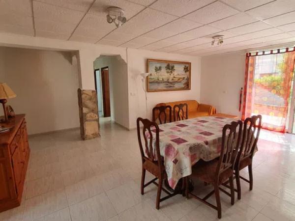 Piso en calle les Marines, 72