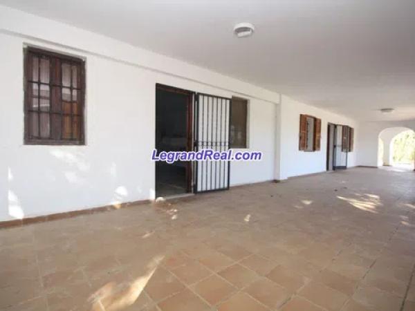 Casa independiente en Las Marinas