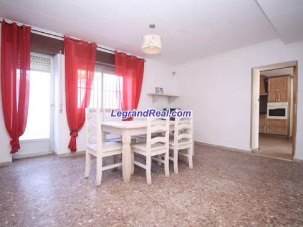 Casa independiente en Las Marinas