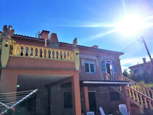 Casa independiente en Arros