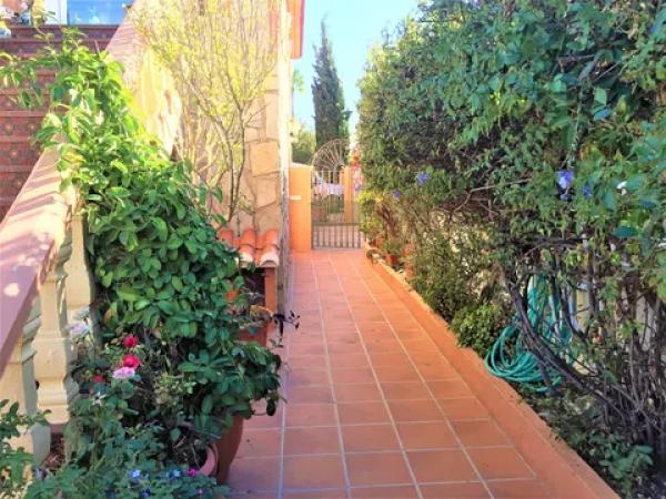 Casa independiente en Arros