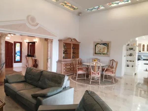 Casa independiente en calle Medussa, 6