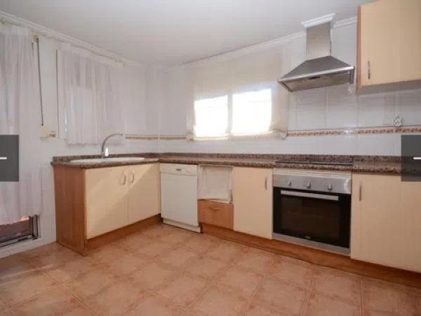 Piso en carretera les Marines, 65