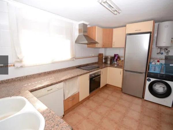 Piso en carretera les Marines, 65