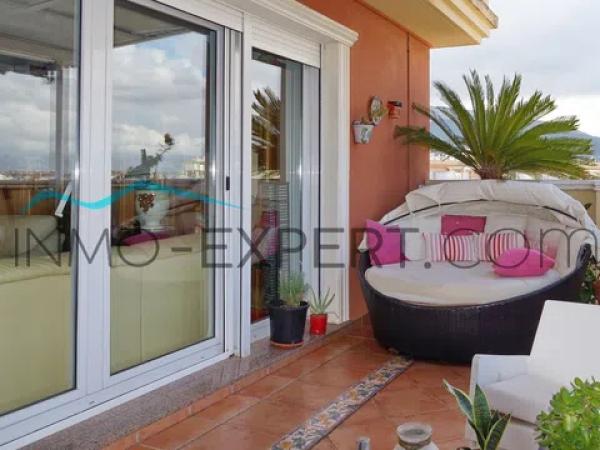 Ático en carretera de las Marinas