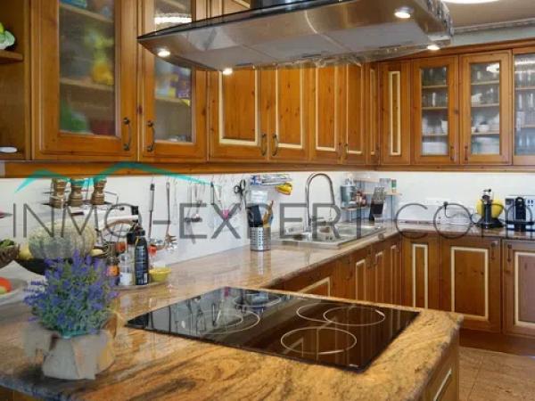 Ático en carretera de las Marinas