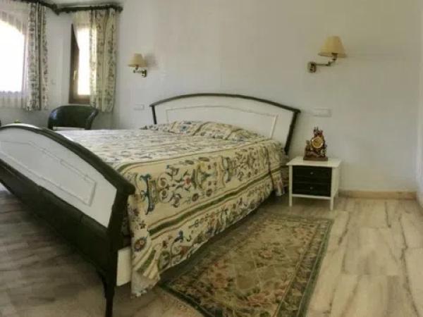 Casa independiente en calle Maia