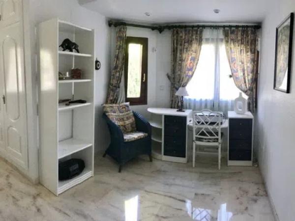 Casa independiente en calle Maia