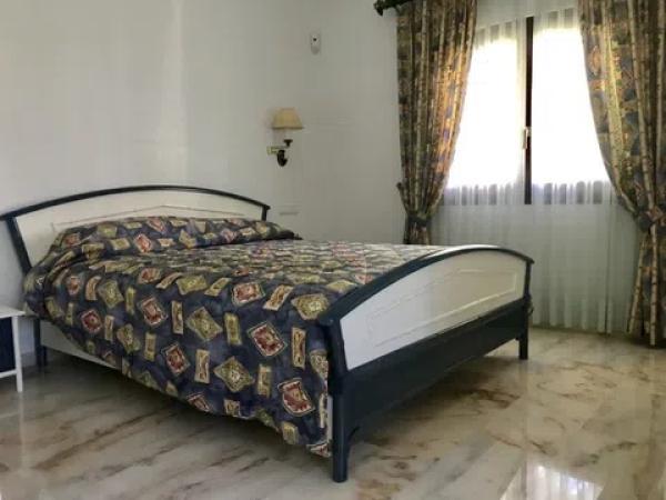 Casa independiente en calle Maia