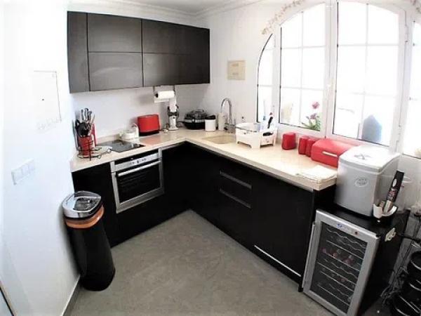 Casa independiente en calle Maia, 114