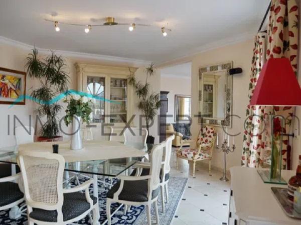 Casa independiente en Urbanización la Sella