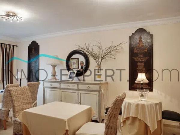 Casa independiente en Urbanización la Sella