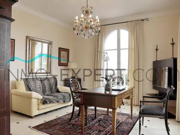 Casa independiente en Urbanización la Sella