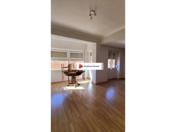 Piso en Barrio Carolinas Altas