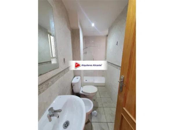 Piso en Barrio Carolinas Altas