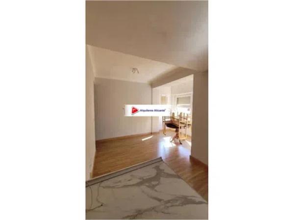 Piso en Barrio Carolinas Altas