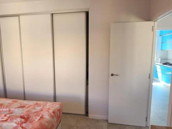 Piso en calle Francisco Carratalá Cernuda