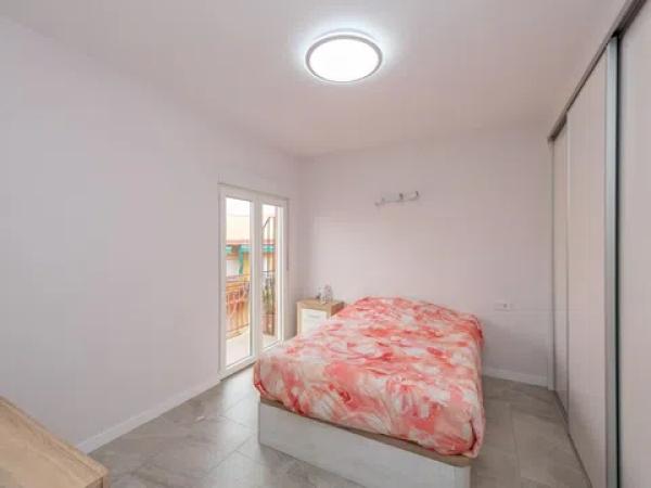 Piso en calle Francisco Carratalá Cernuda