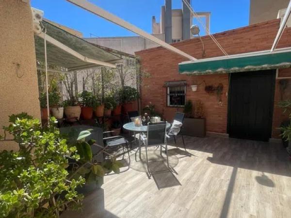 Piso en calle Jaime Segarra