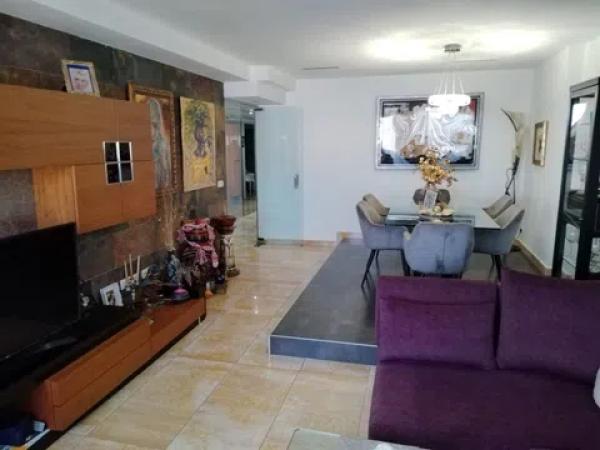 Ático en avenida Conde de Lumiares