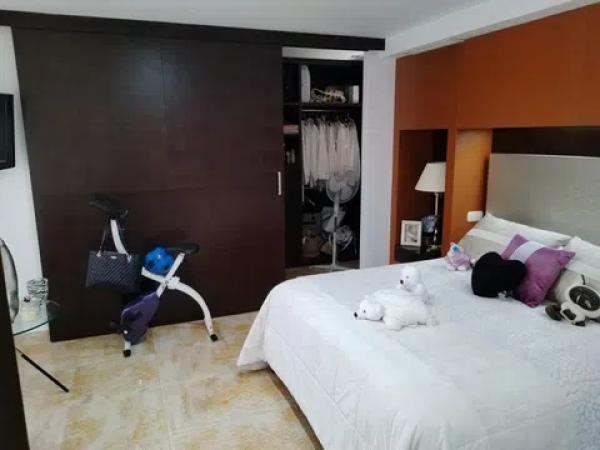 Ático en avenida Conde de Lumiares