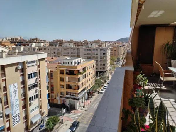 Ático en avenida Conde de Lumiares