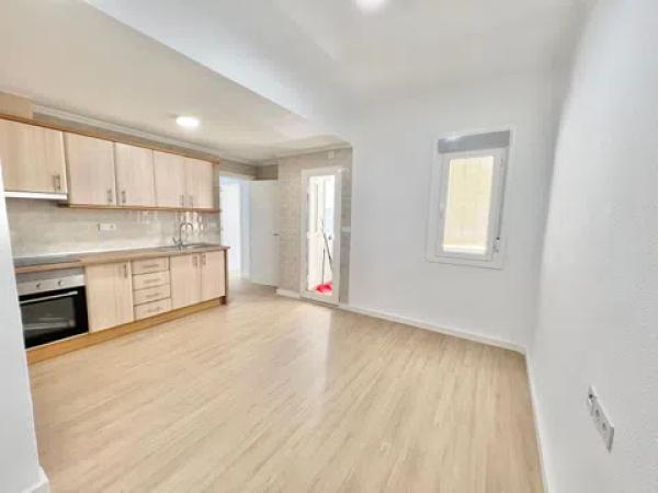 Piso en Barrio Campoamor