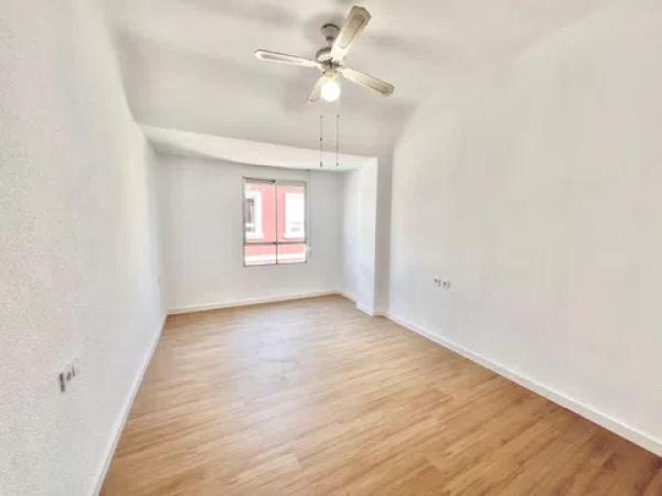 Piso en Barrio Campoamor