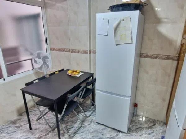 Piso en calle Montero Ríos, 39