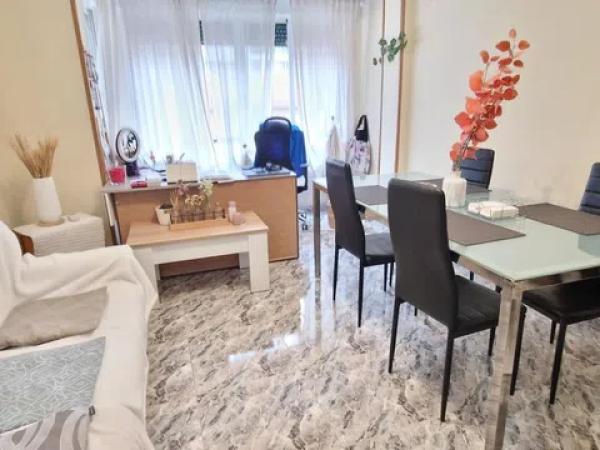 Piso en calle Montero Ríos, 39