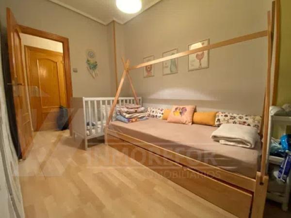 Piso en Barrio Campoamor