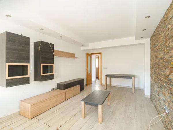 Piso en calle Montero Ríos