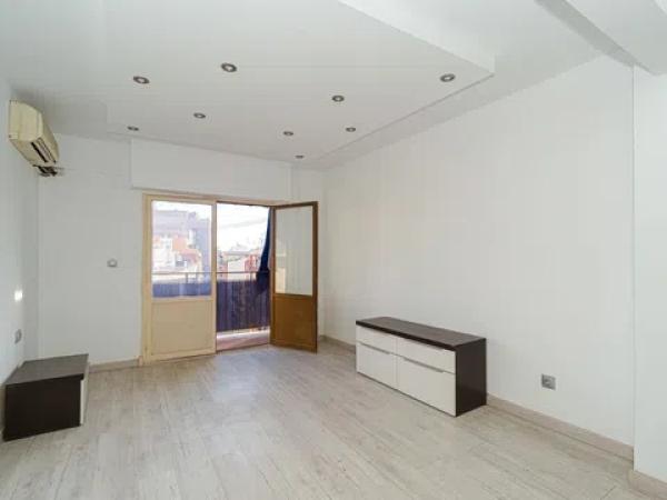 Piso en calle Montero Ríos