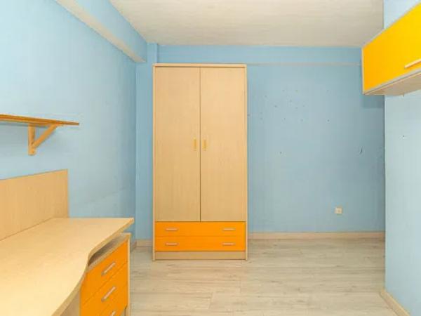 Piso en calle Montero Ríos